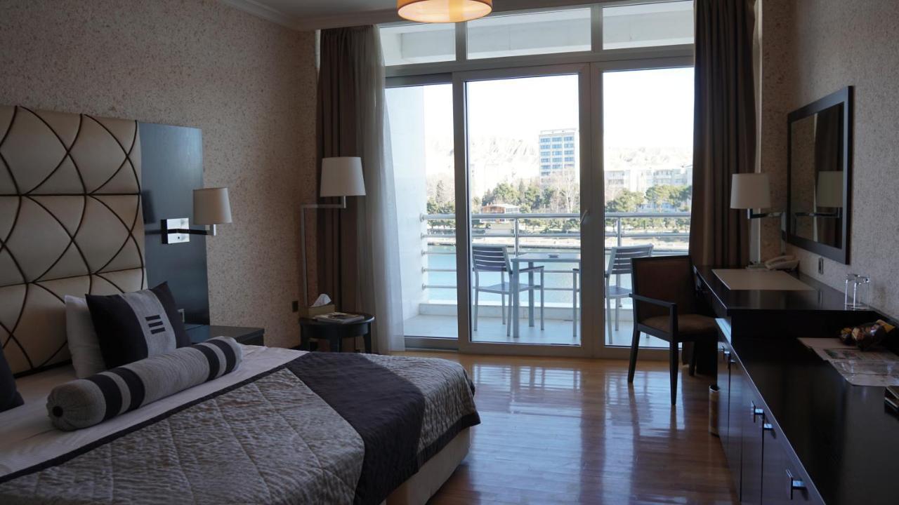 Agsaray Deluxe Hotel & Spa Mingachevir Ngoại thất bức ảnh